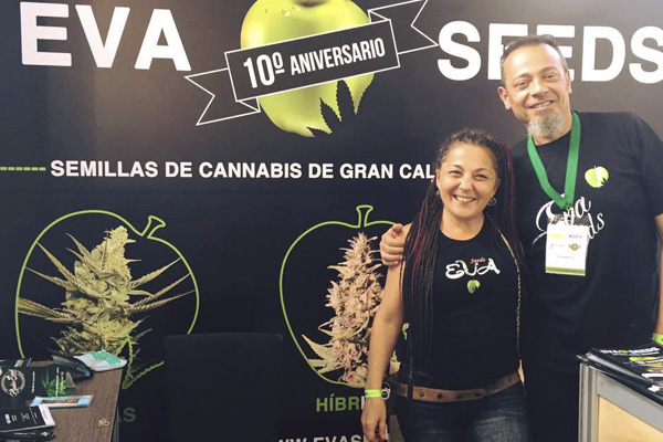 ExpoMedeWeed, Eva Seeds ExpoMedeWeed, Eva Seeds